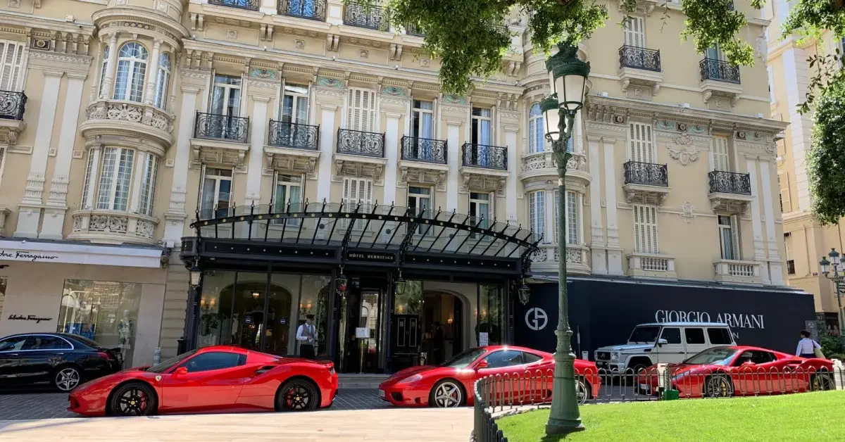 Nice airport Driver: E class at Hermitage hotel